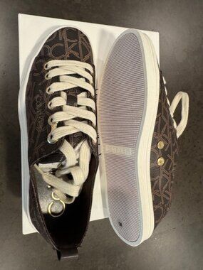 Calvin Klein Sneakers